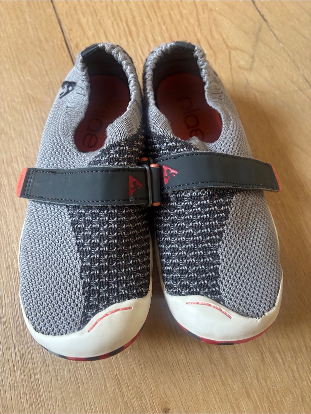 PLAE Gray Knit Slip-On Sneakers with Black Strap and Red Details size 1